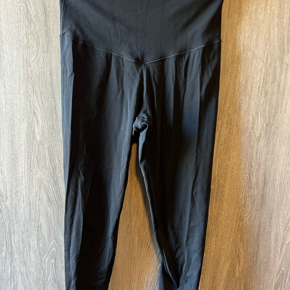 Aerie real me 3/4 crop bundle like new - Picture 2 of 6